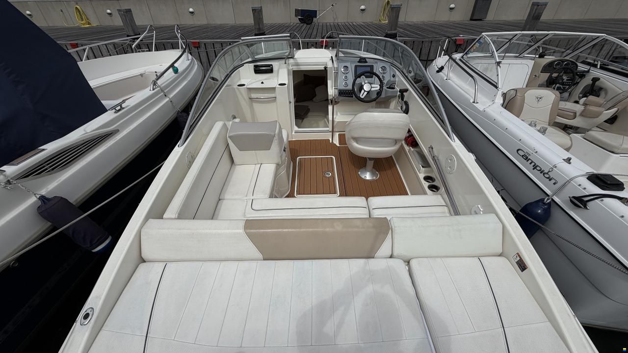 Bayliner 642 Cuddy