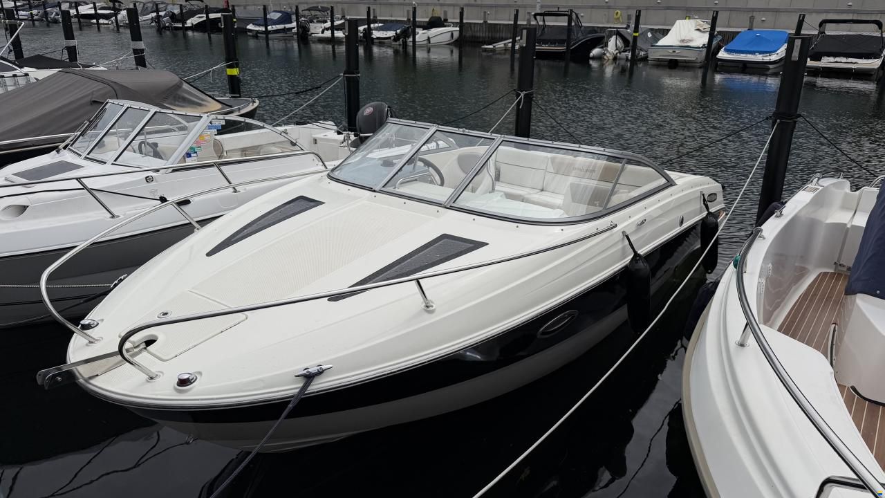 Bayliner 642 Cuddy