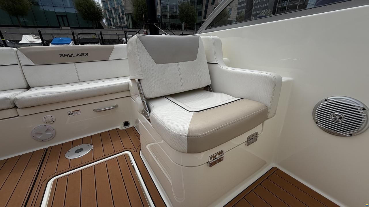 Bayliner 642 Cuddy