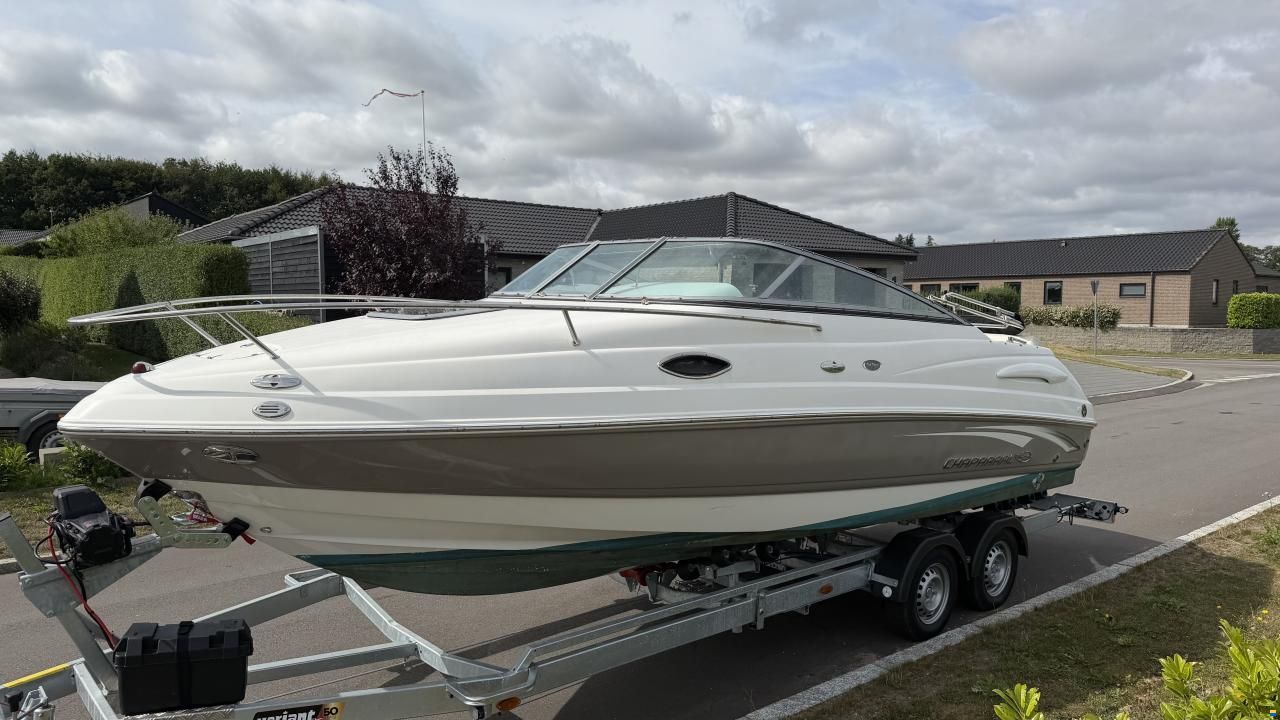 Chaparral 215 SSI