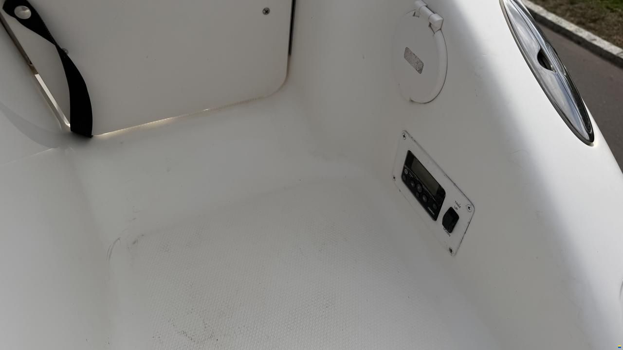 Chaparral 215 SSI