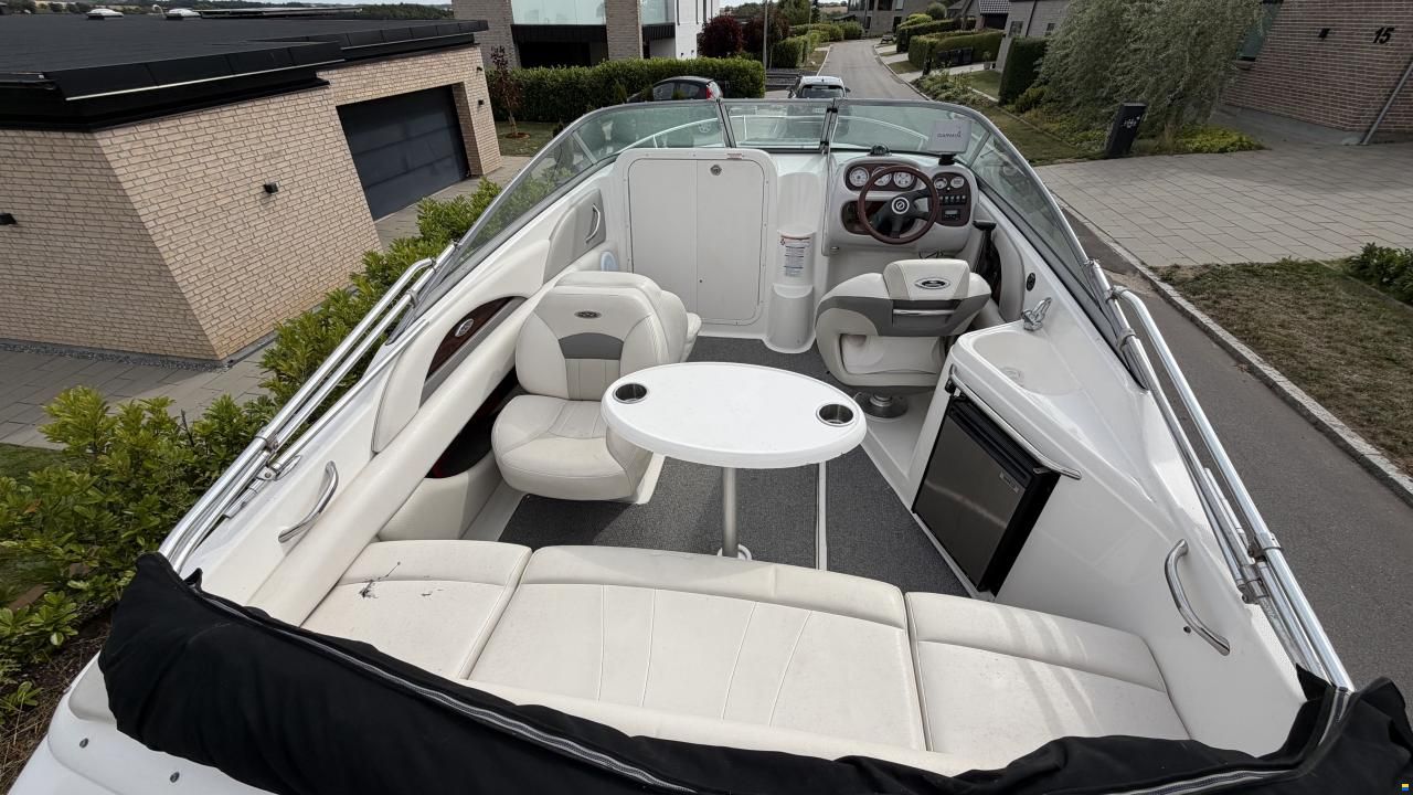 Chaparral 215 SSI
