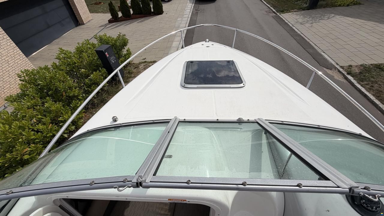 Chaparral 215 SSI