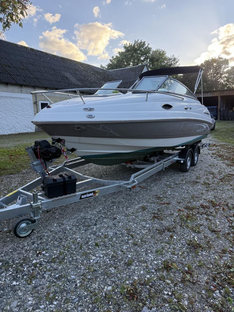 Chaparral 215 SSI