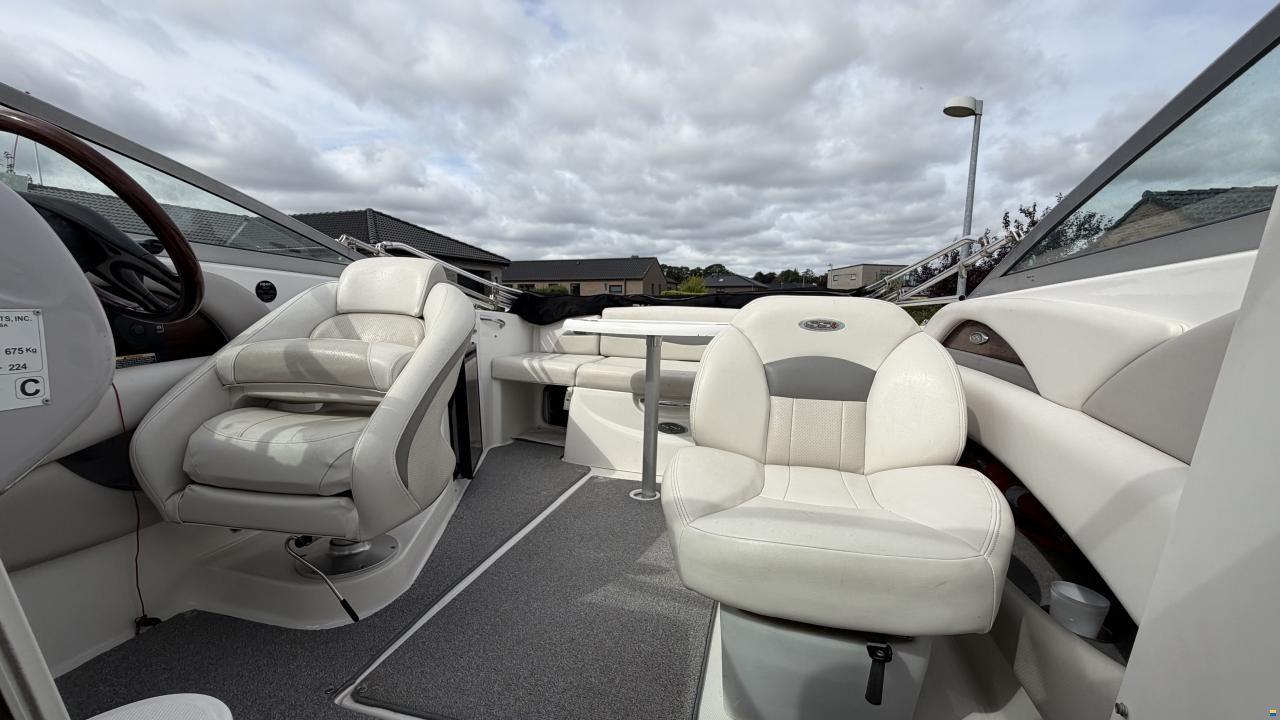 Chaparral 215 SSI