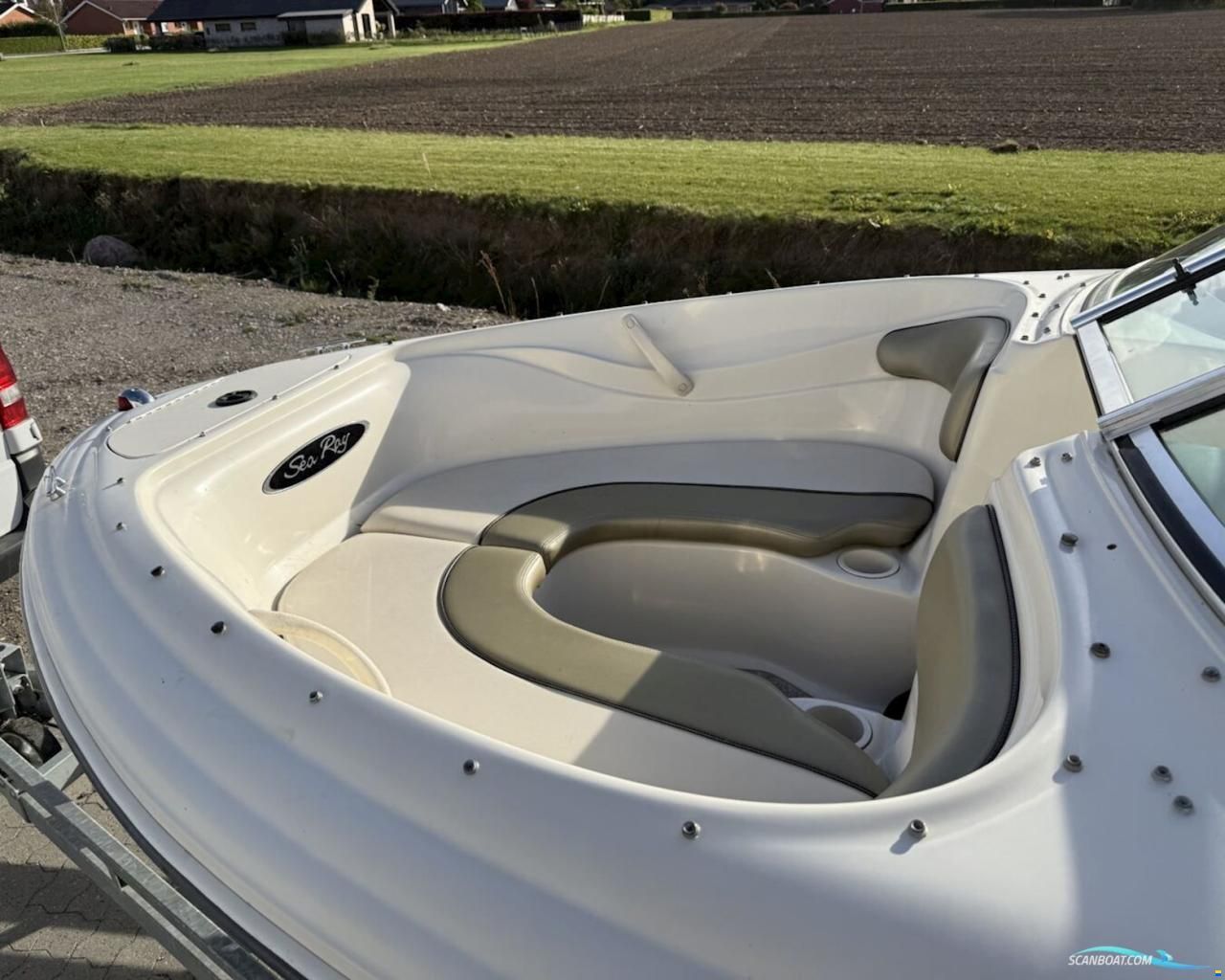 Sea Ray 185