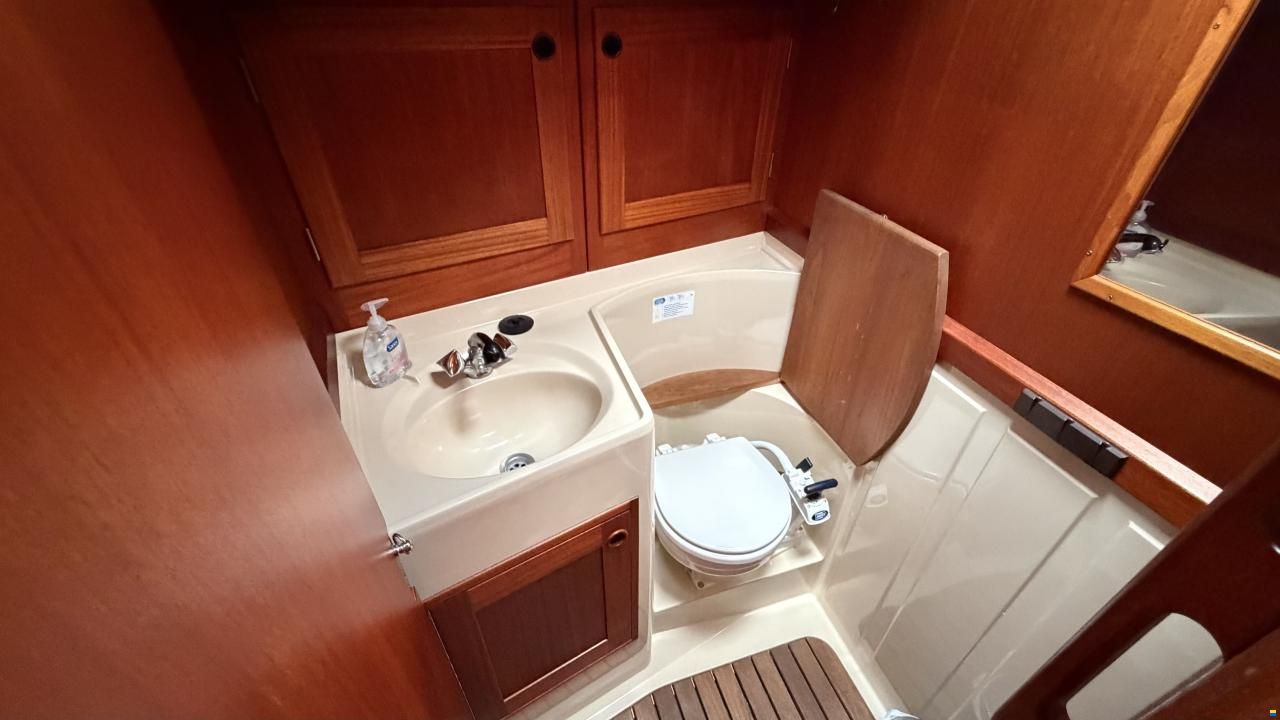 Sweden Yacht 340