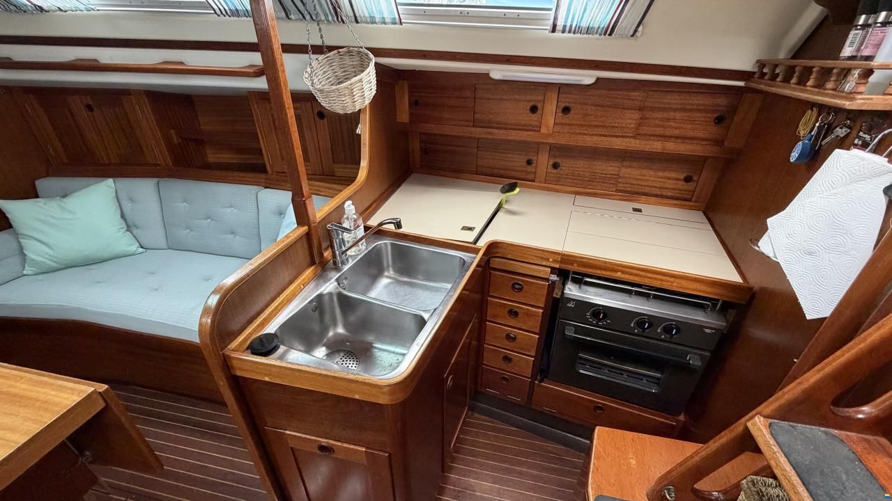 Sweden Yacht 340