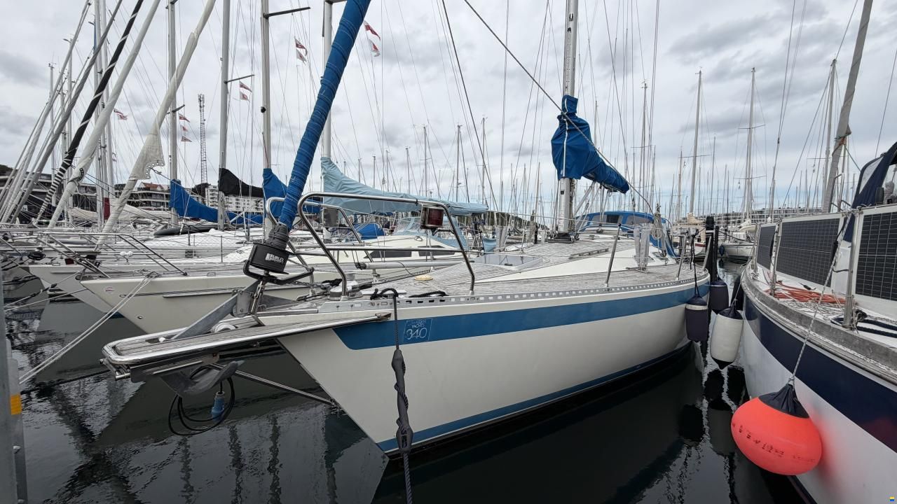 Sweden Yacht 340