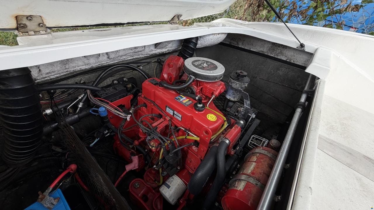 Glastron GT 185