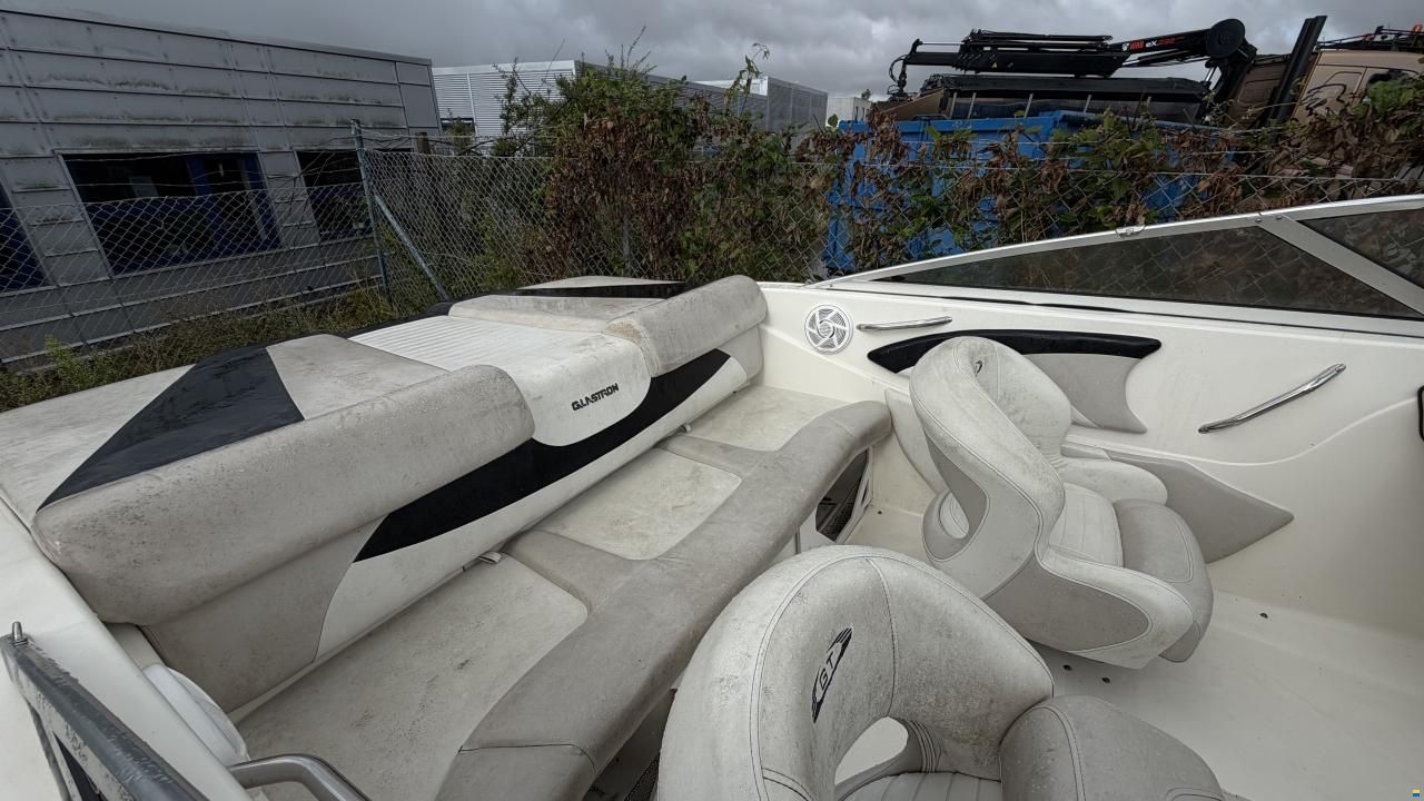 Glastron GT 185