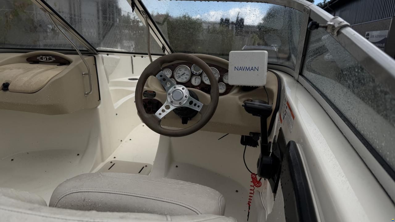 Glastron GT 185