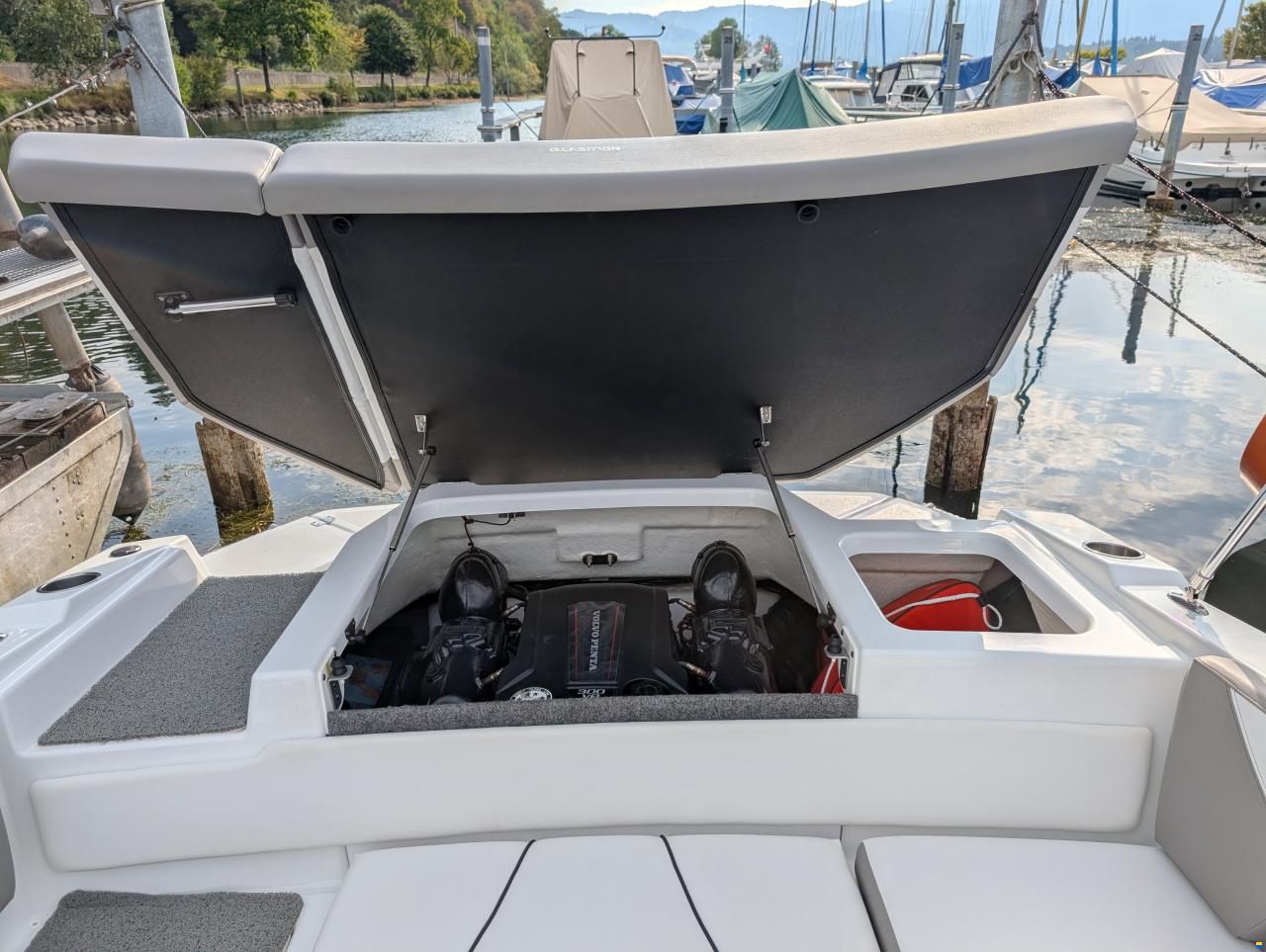 GLASTRON GTD 245 (Baujahr 2021)