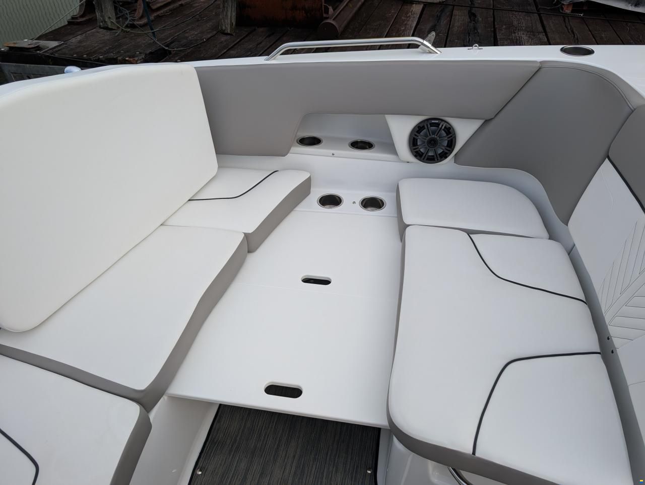 GLASTRON GTD 245 (Baujahr 2021)