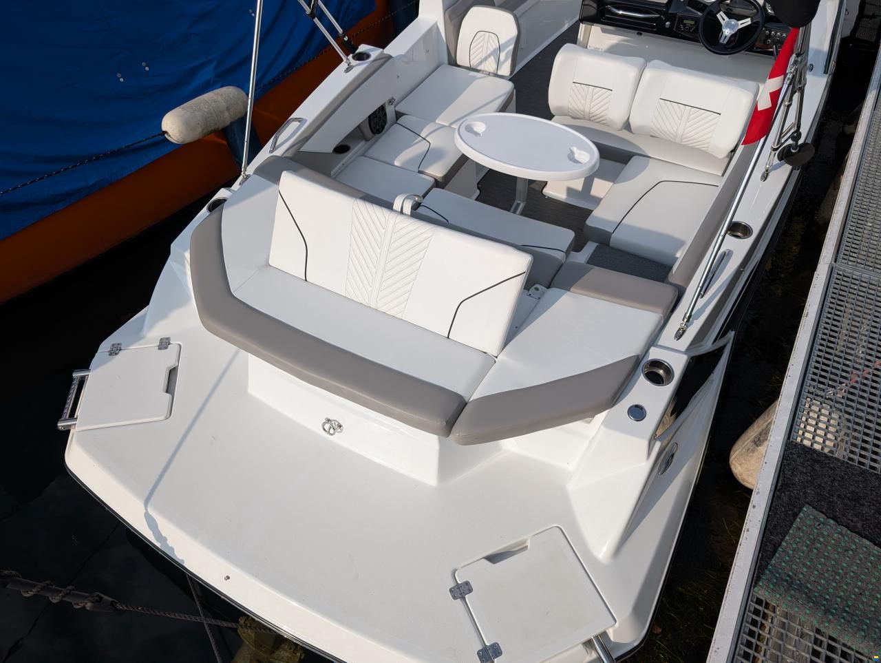 GLASTRON GTD 245 (Baujahr 2021)