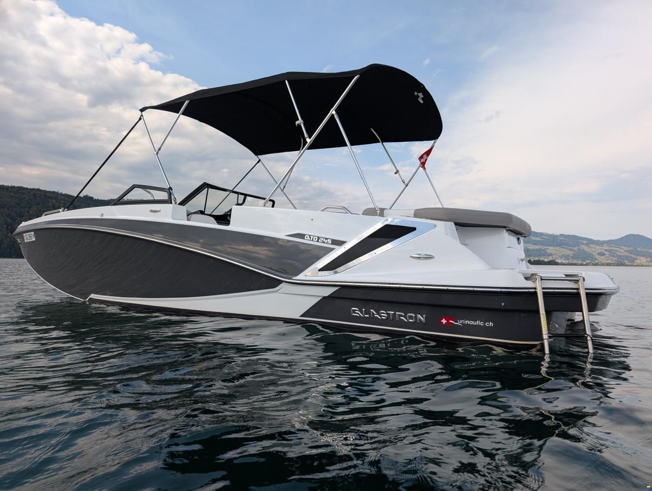 GLASTRON GTD 245 (Baujahr 2021)