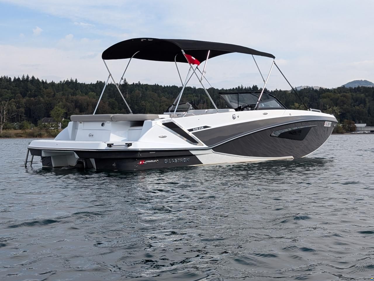 GLASTRON GTD 245 (Baujahr 2021)