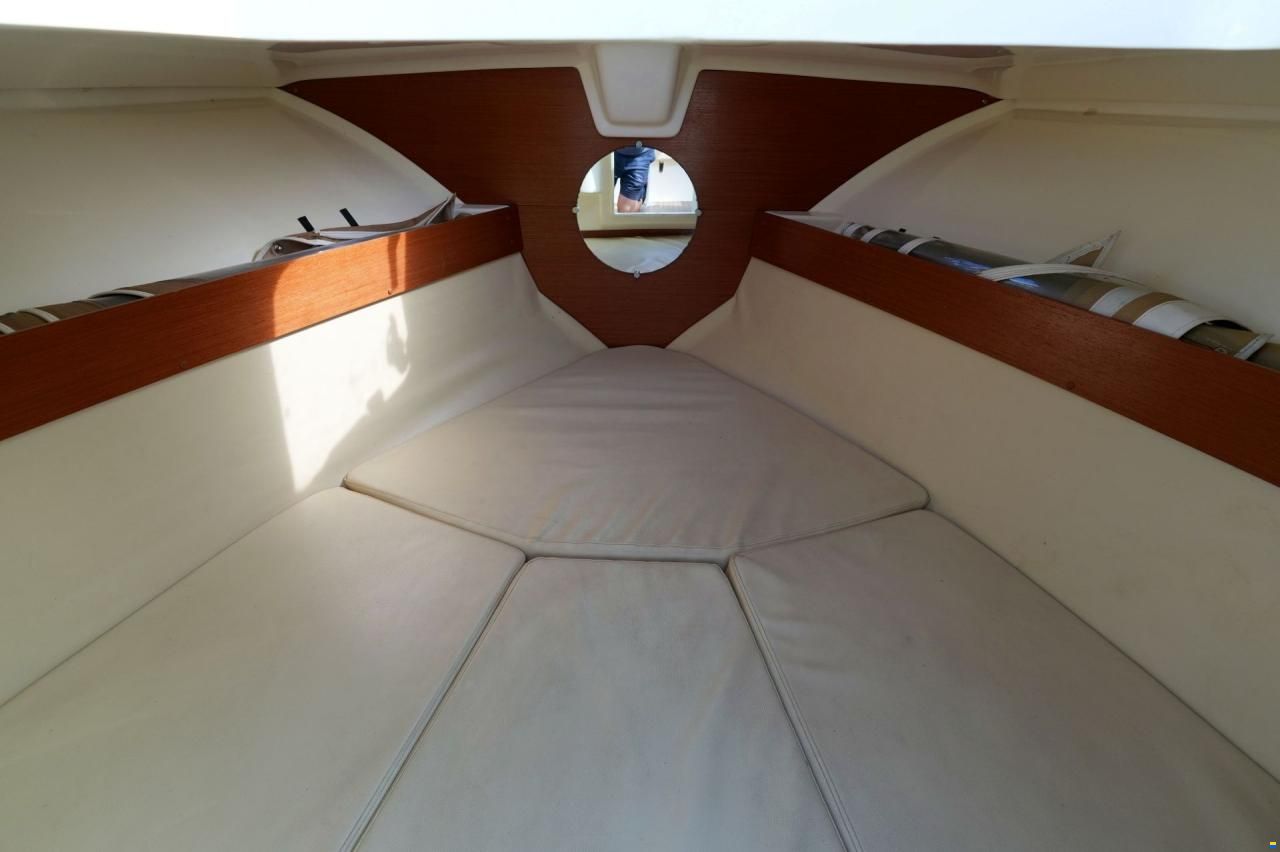 Jeanneau Runabout 755