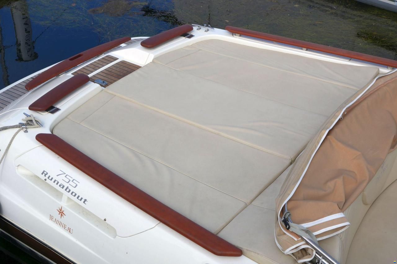 Jeanneau Runabout 755
