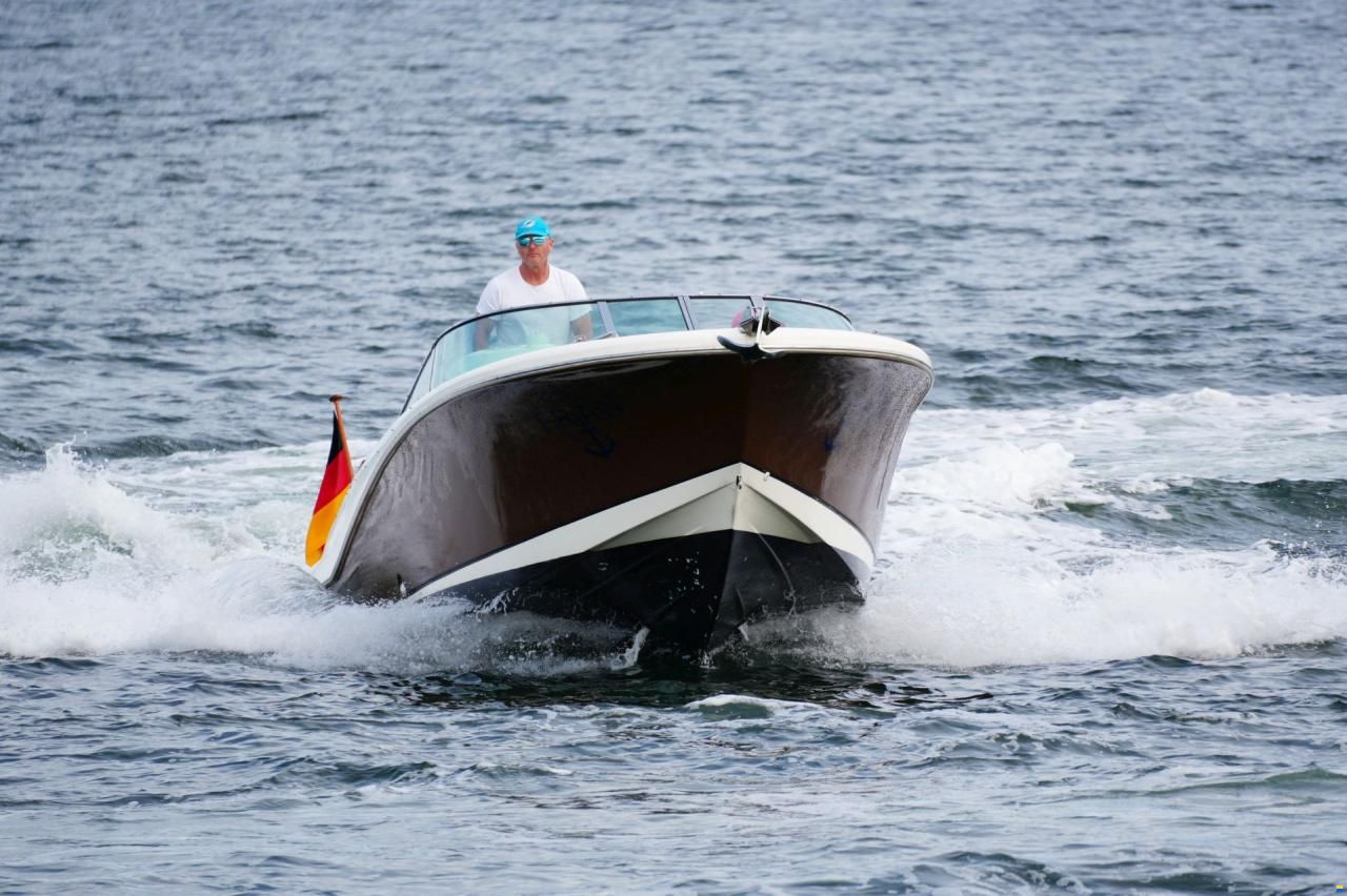 Jeanneau Runabout 755