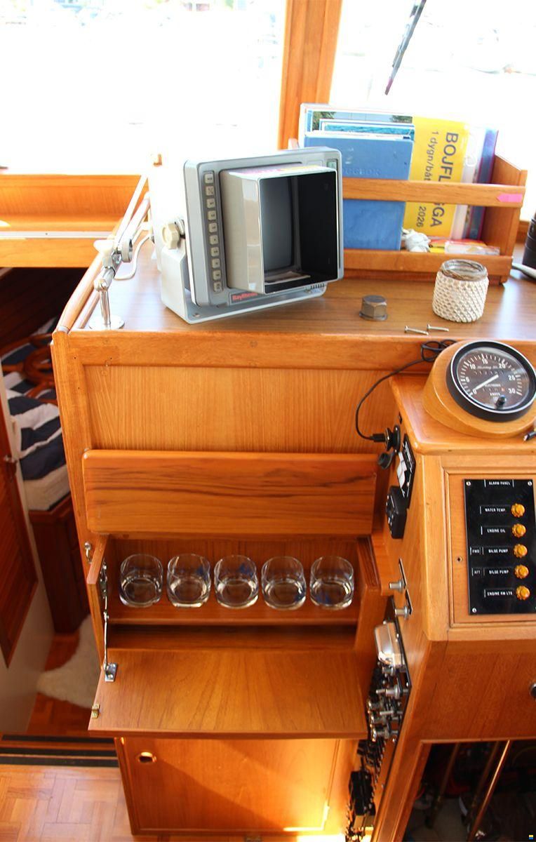Grand Banks 32