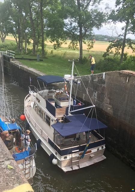 Grand Banks 32