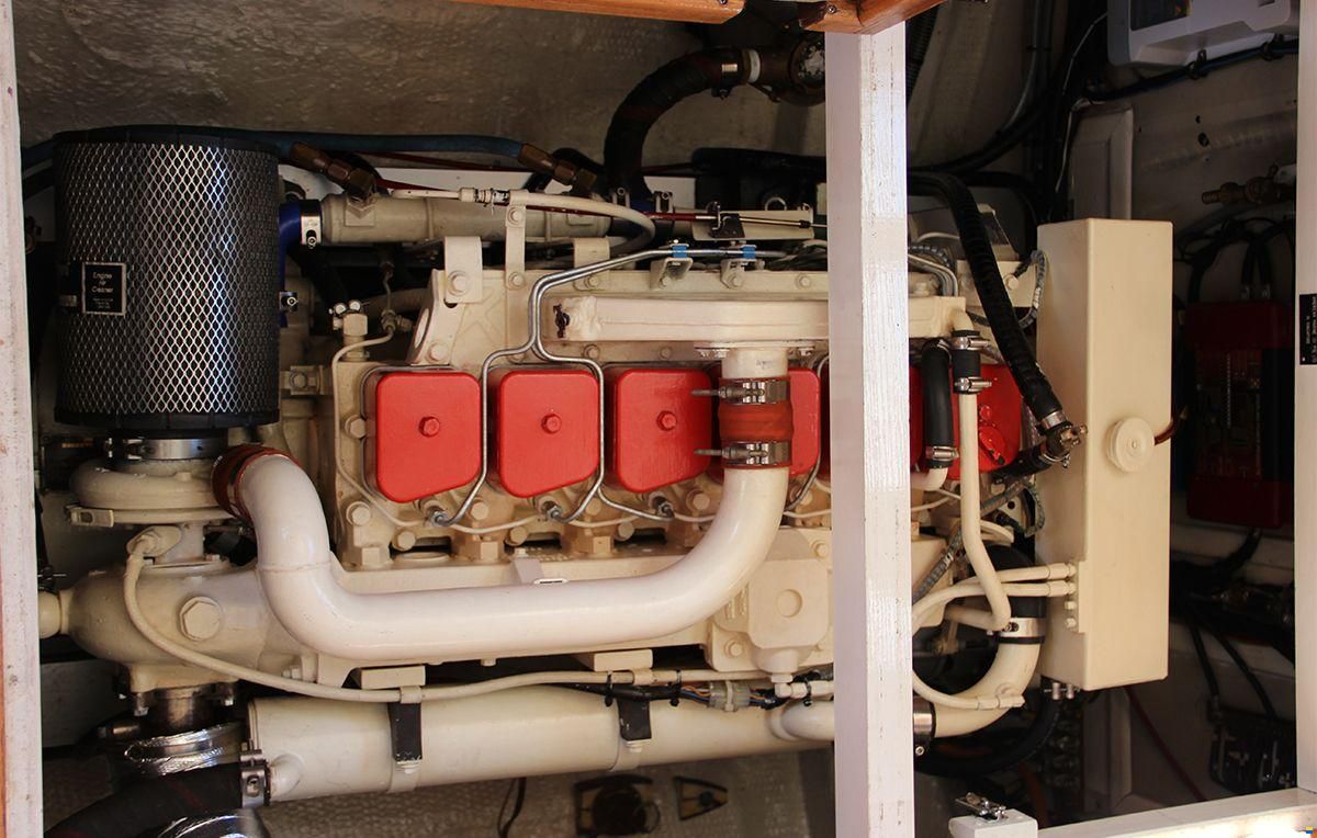Grand Banks 32