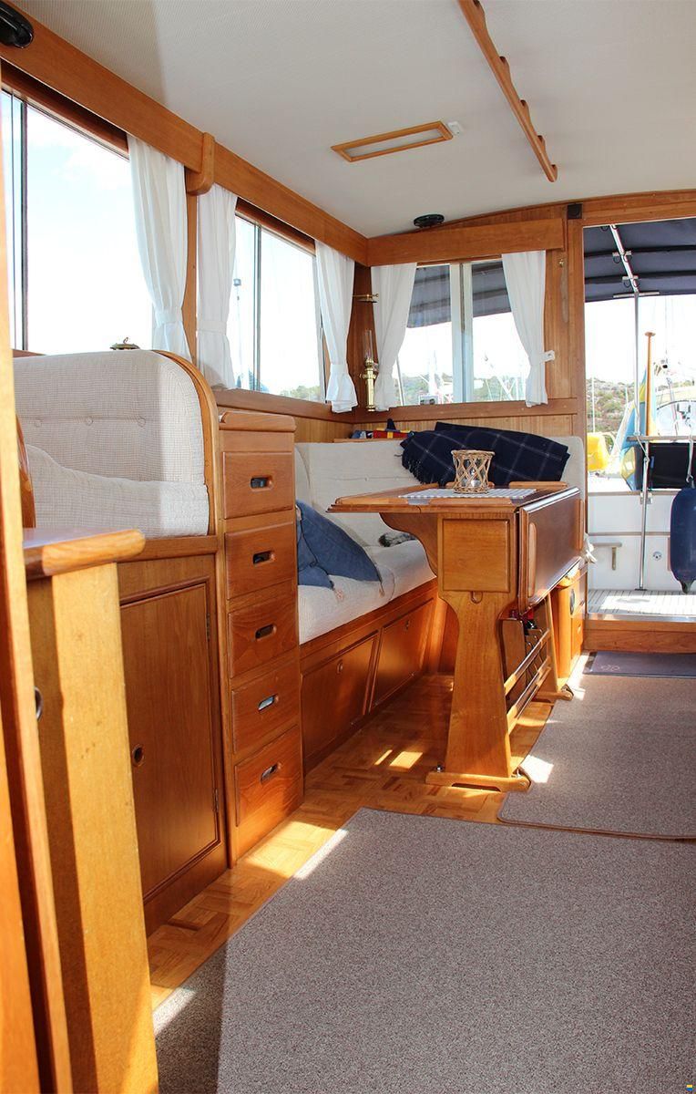 Grand Banks 32