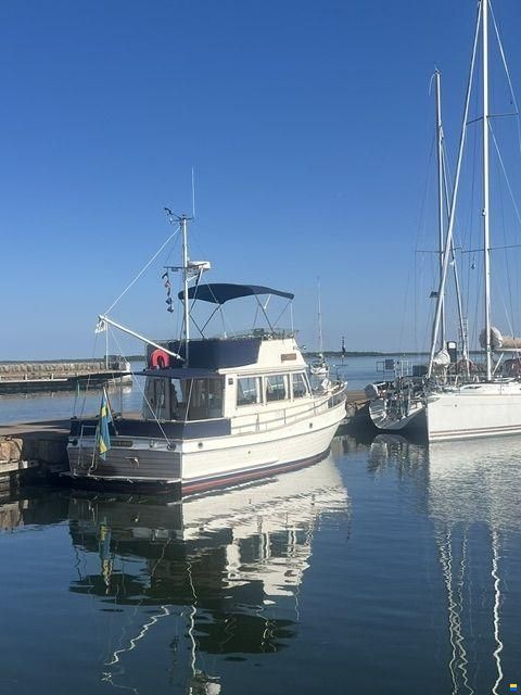 Grand Banks 32