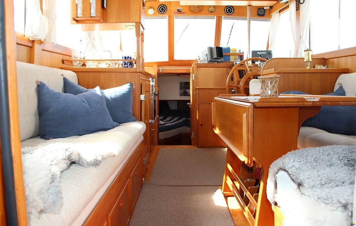 Grand Banks 32
