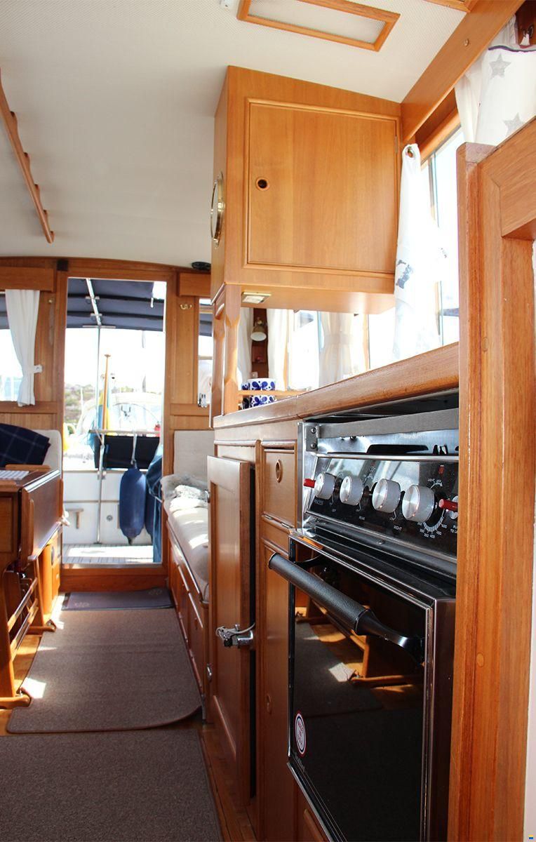 Grand Banks 32