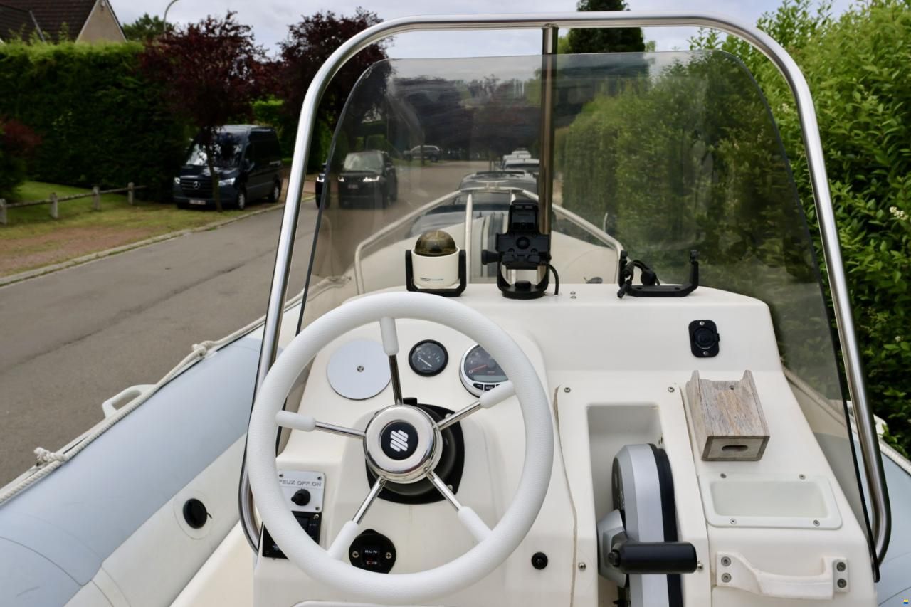 Zodiac Pro Open 650