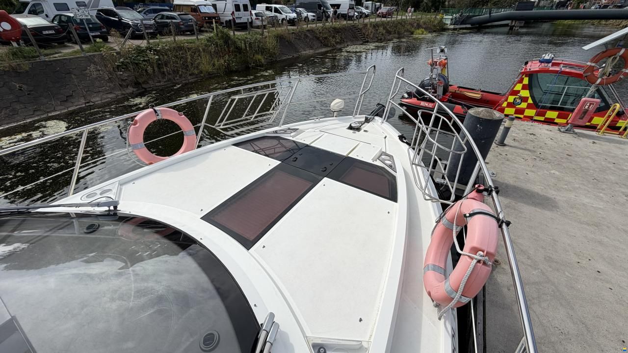 Galeon 370 HTC