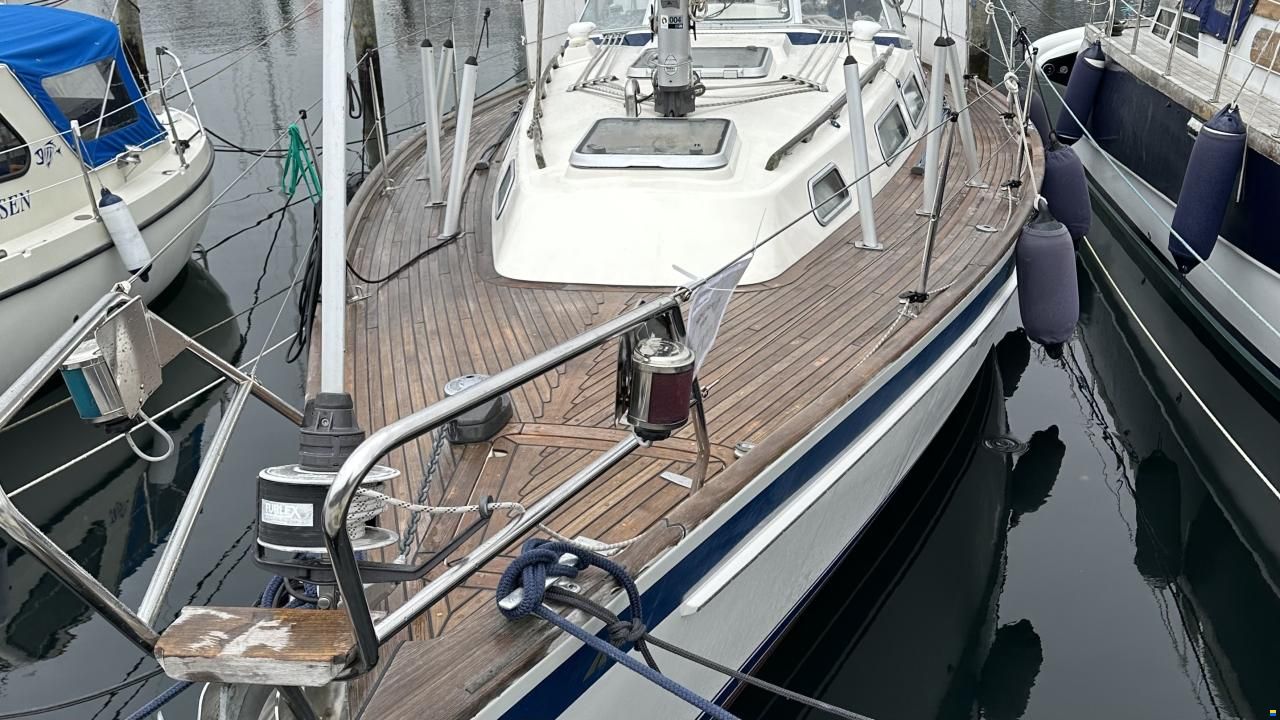 Hallberg-Rassy HR 34