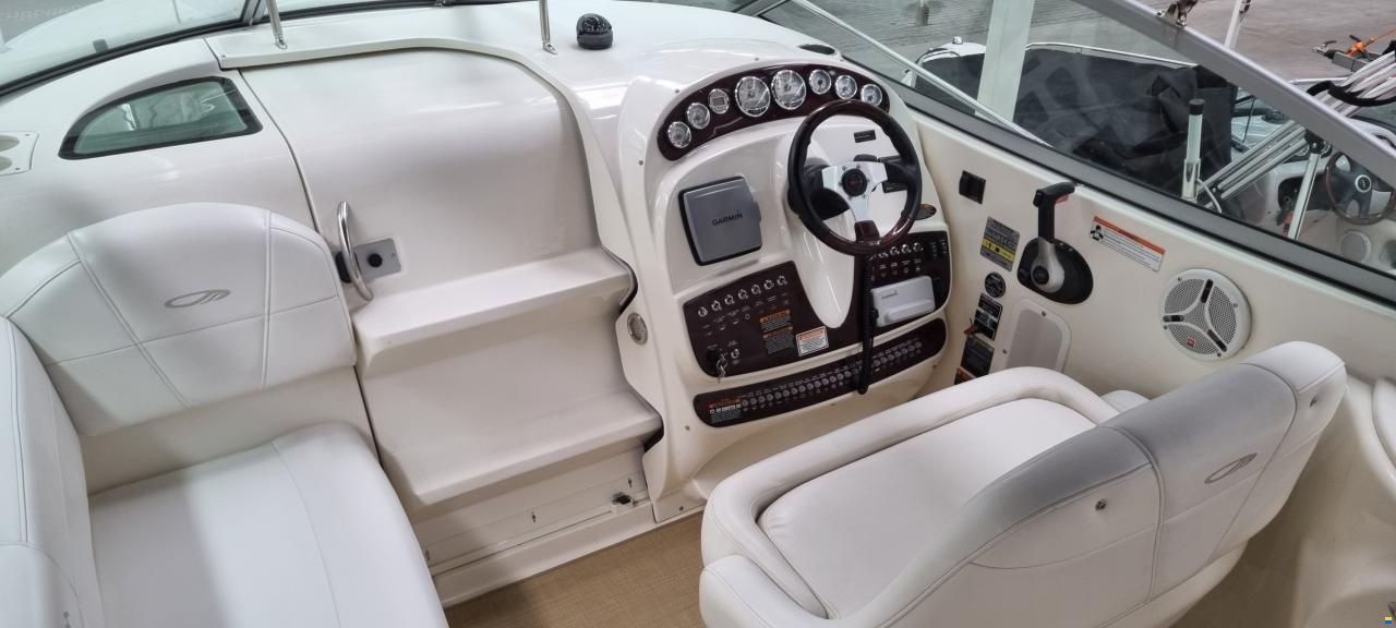 Maxum 2700 SE