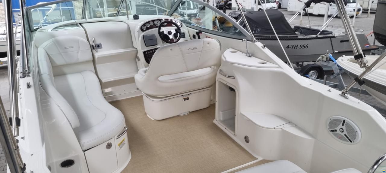 Maxum 2700 SE