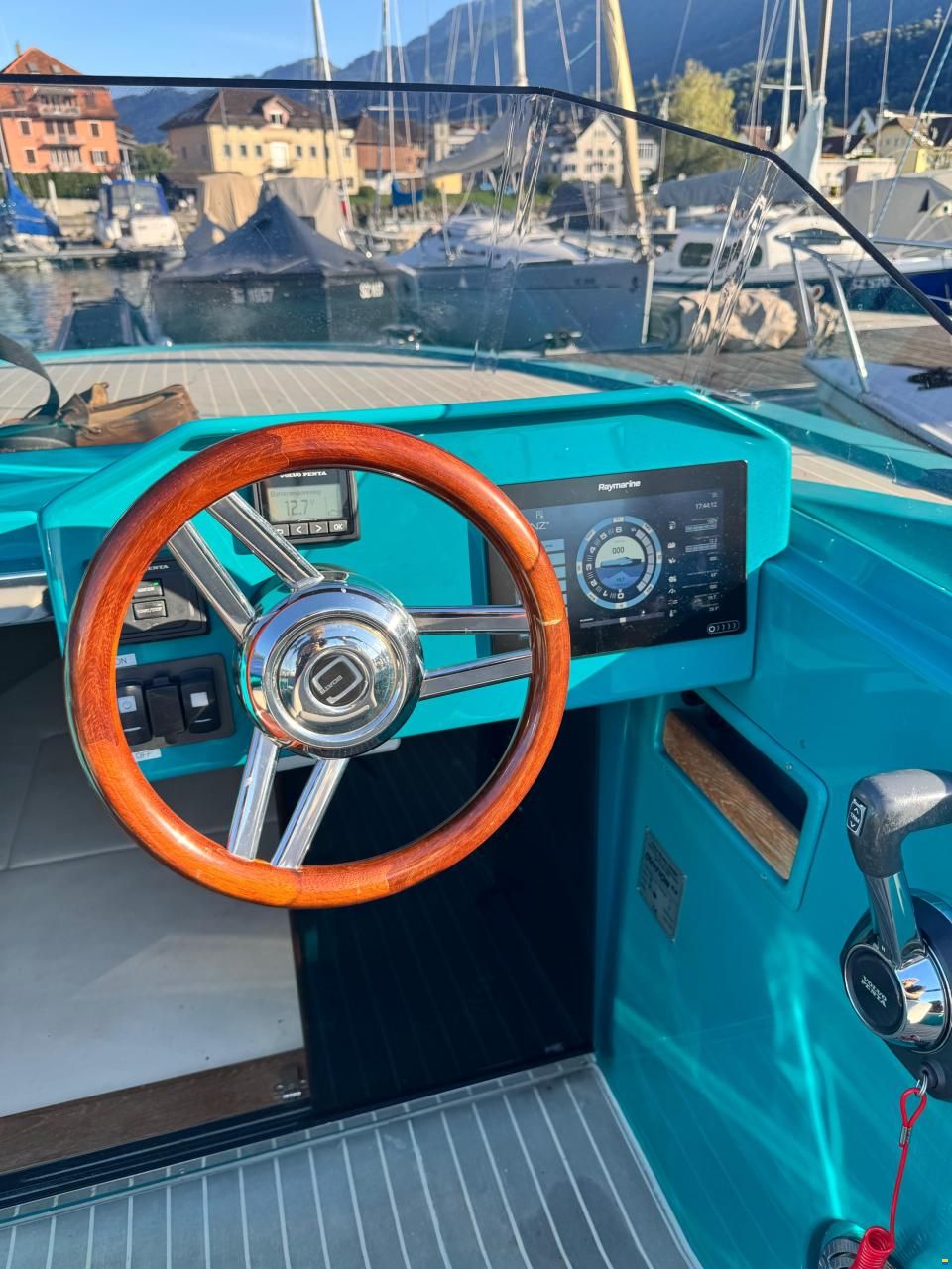 Ganz Boats Ovation 6.8