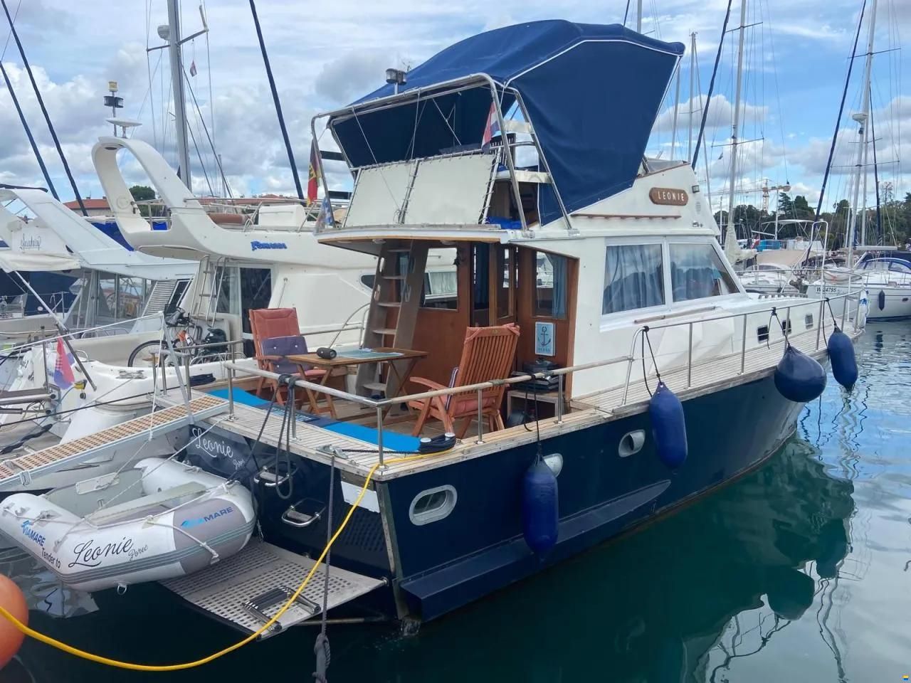 Versilcraft 37