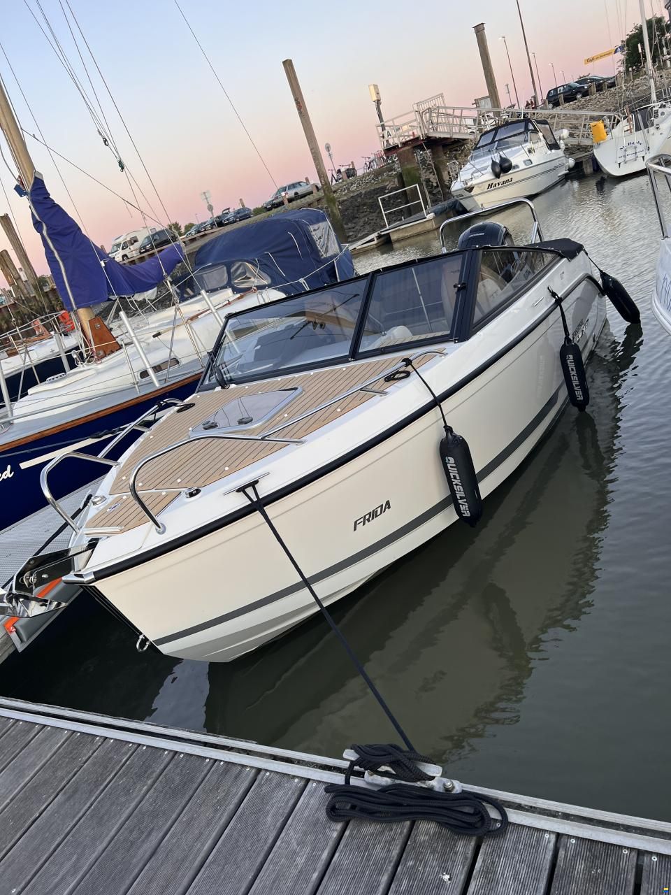 Quicksilver 605 Cruiser