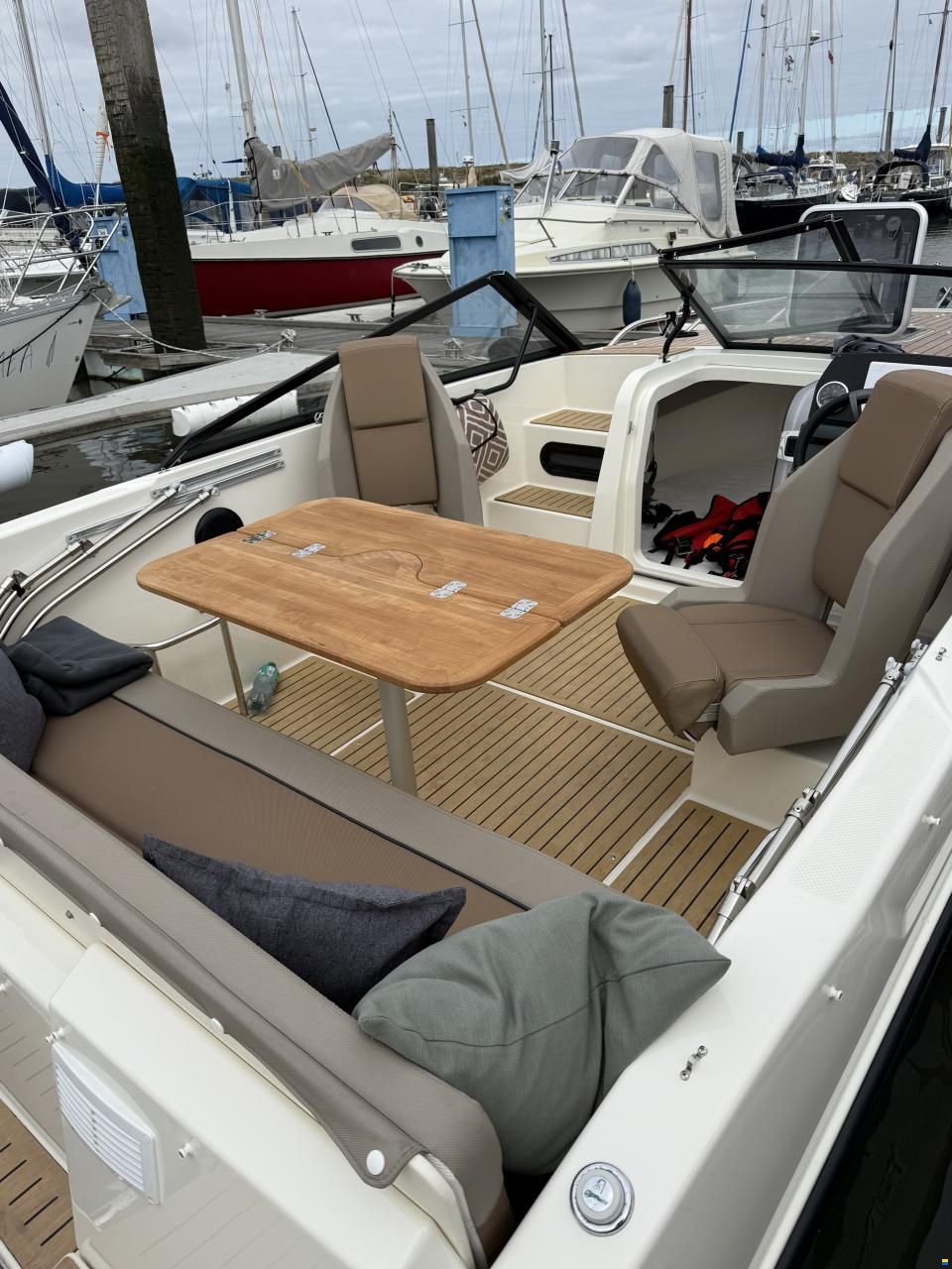 Quicksilver 605 Cruiser