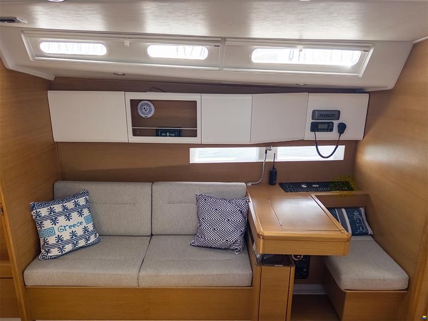 Grand Soleil 43
