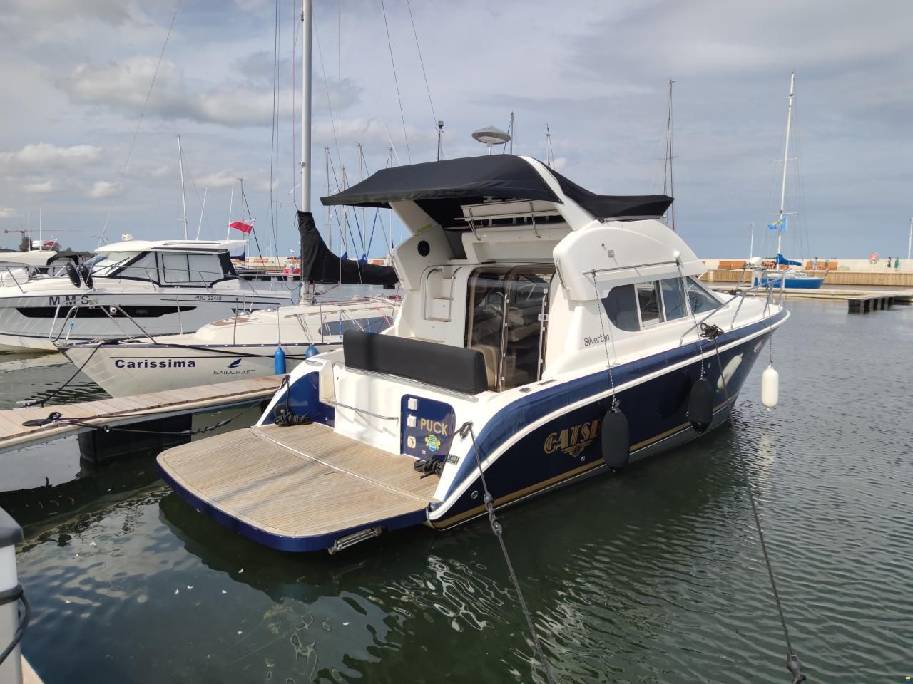 Silverton 312 Sedan Cruiser