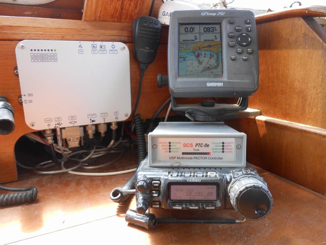 Oyster Heritage 37 Pilot House