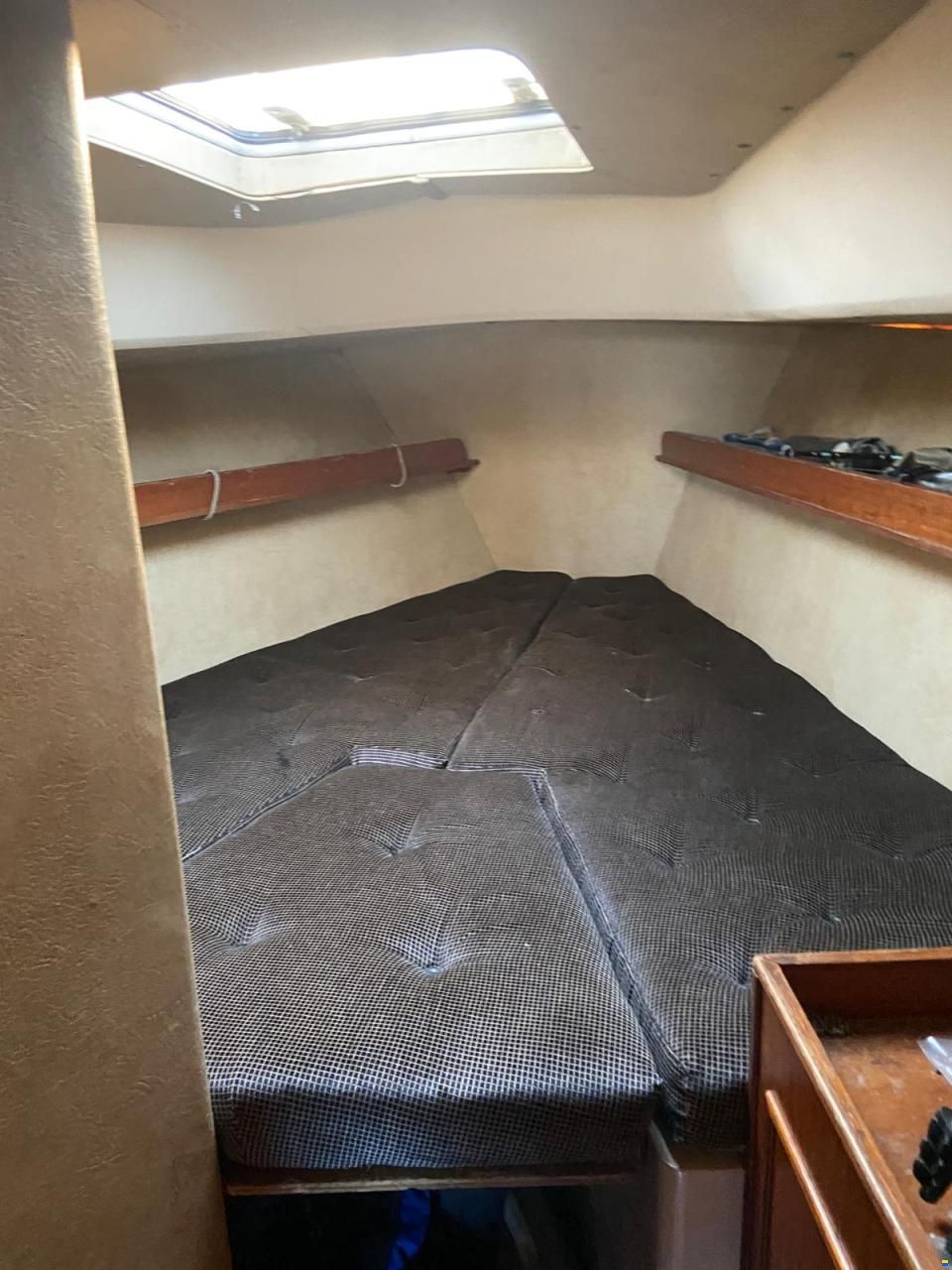 Oyster Heritage 37 Pilot House