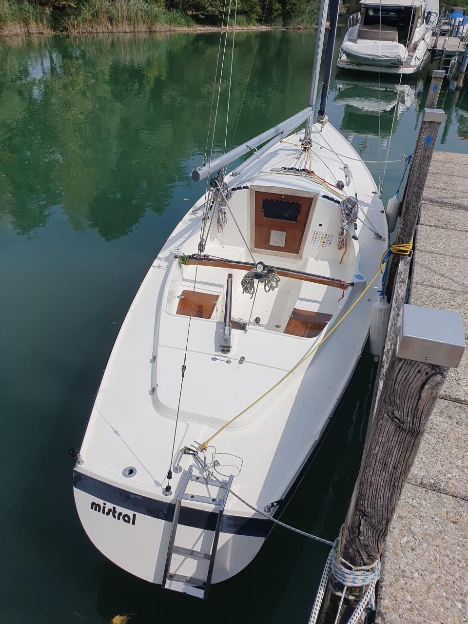 Artekno H-Boot