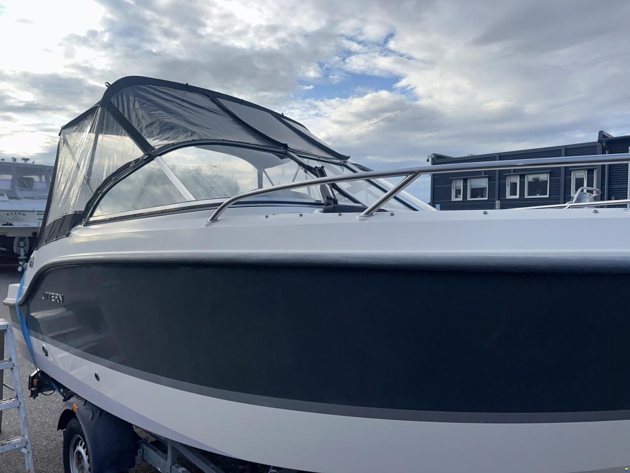 Uttern T51 2017 – MERCURY F100 • 135 TIMMAR • E