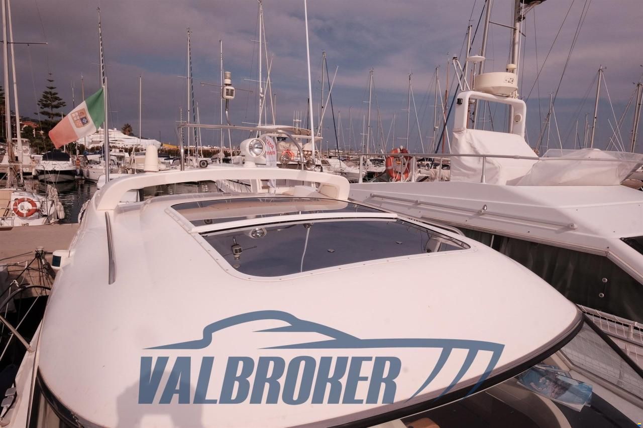 Sealine C 39