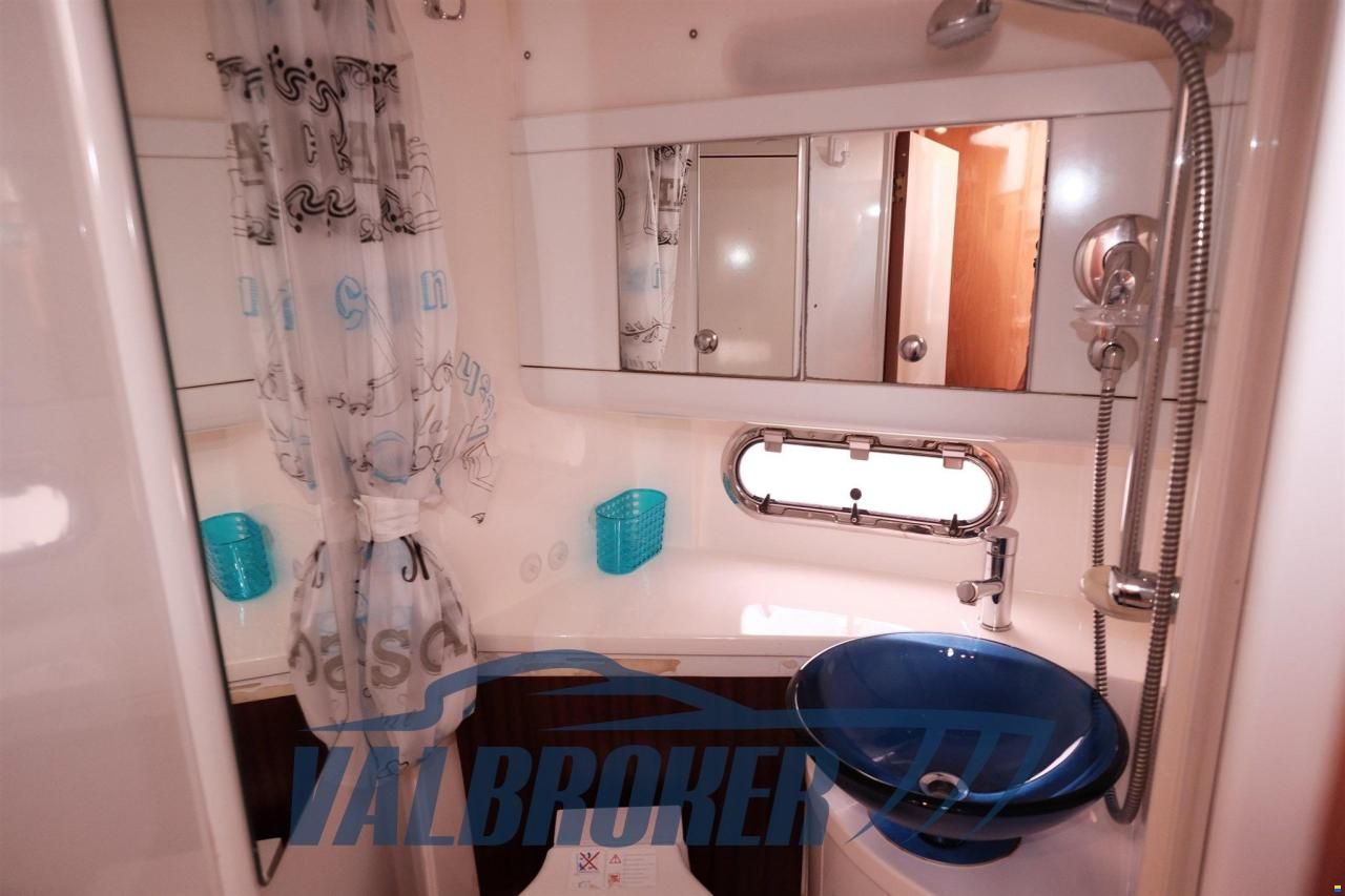 Sealine C 39