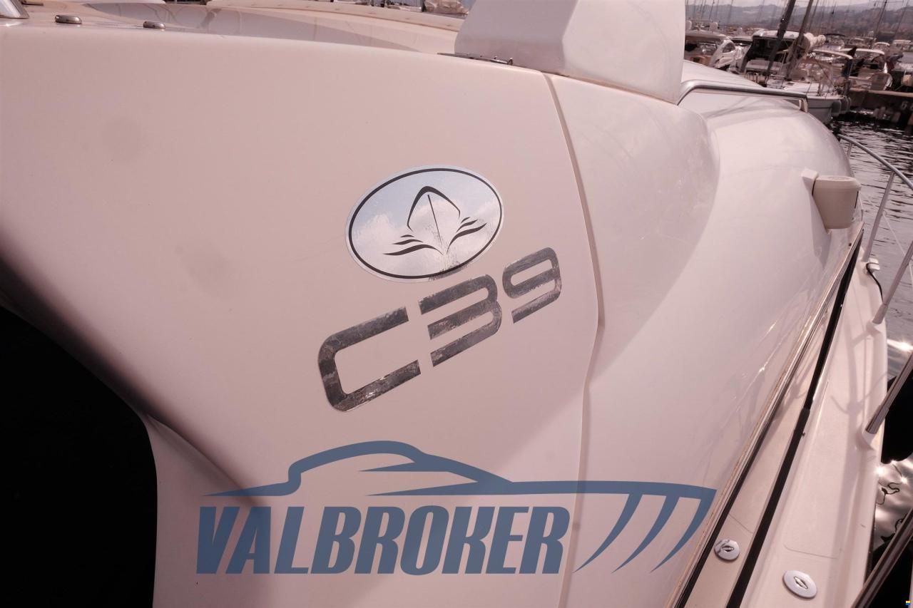 Sealine C 39