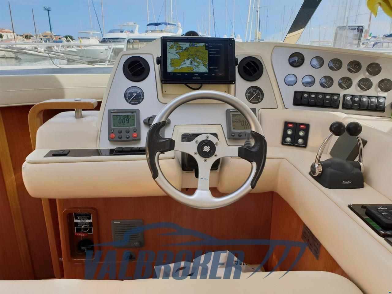 Sealine C 39